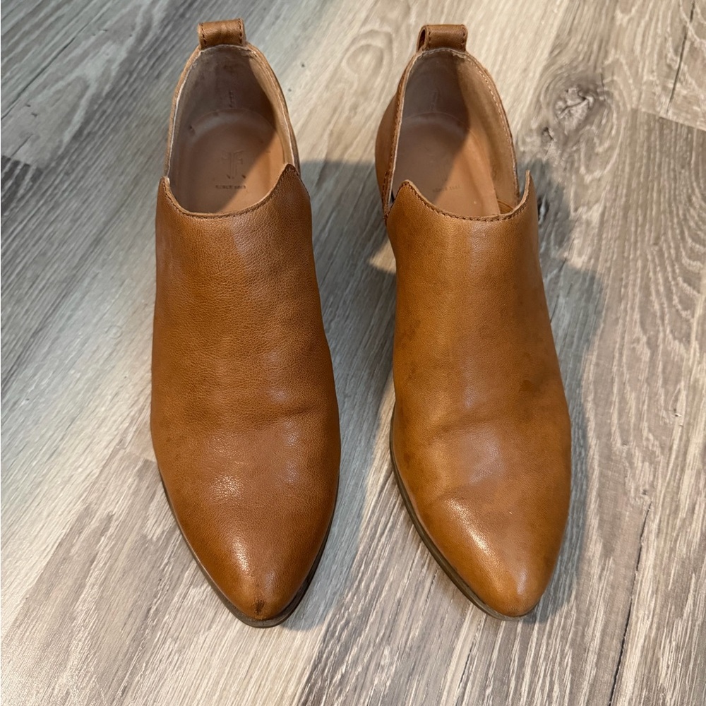 Frye Tan Leather Rowen Slip On Ankle Booties - Picture 2 of 5